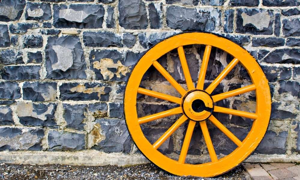 Colorful Resin Wagon Wheels